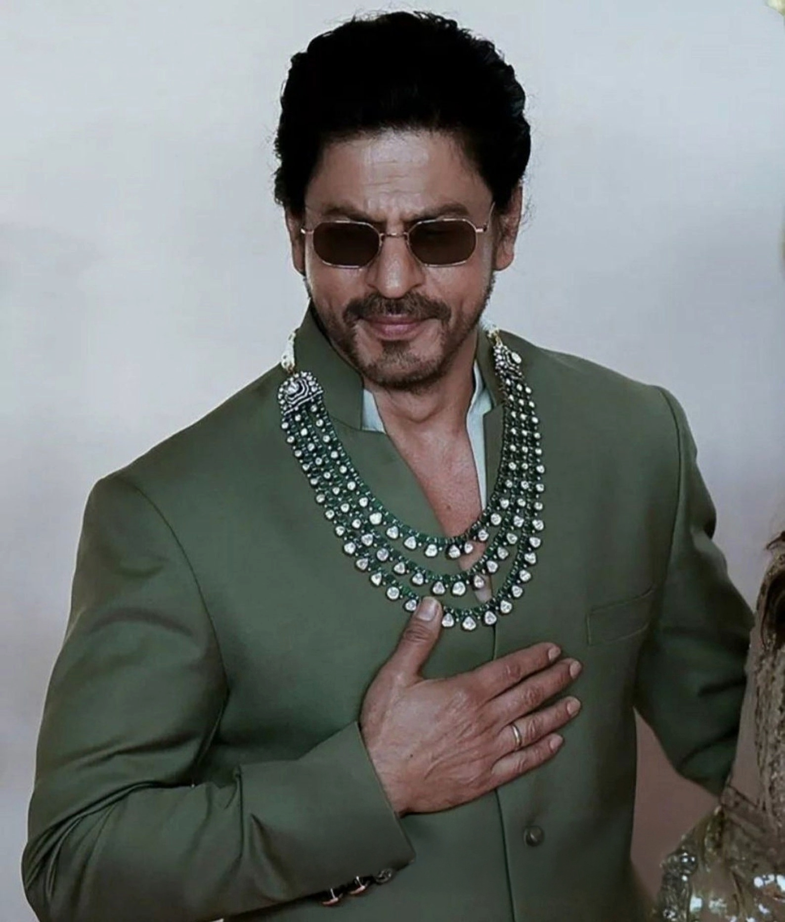 Shah Rukh khan ambani wedding sherwani